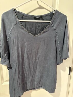 a.n.a Gray V-Neck Short Sleeve Top with Stud Trim